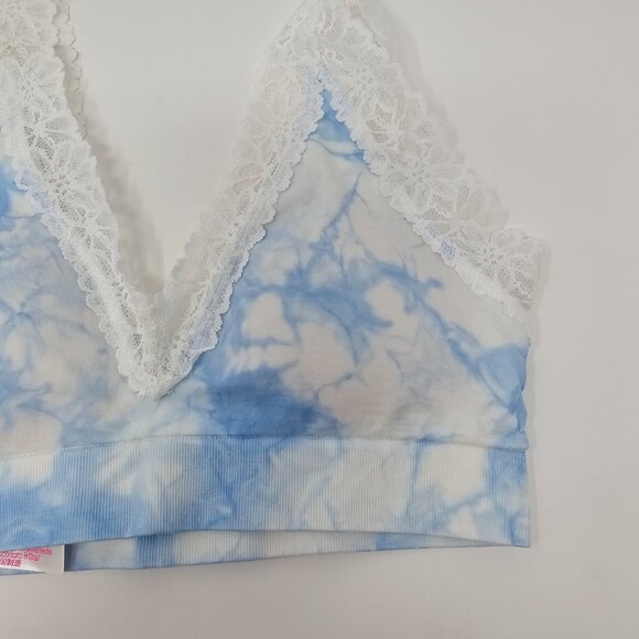 PINK Victoria's Secret Seamless Blue and White Tie Dye Lace Trim Plunge Bralette - Picture 4 of 12